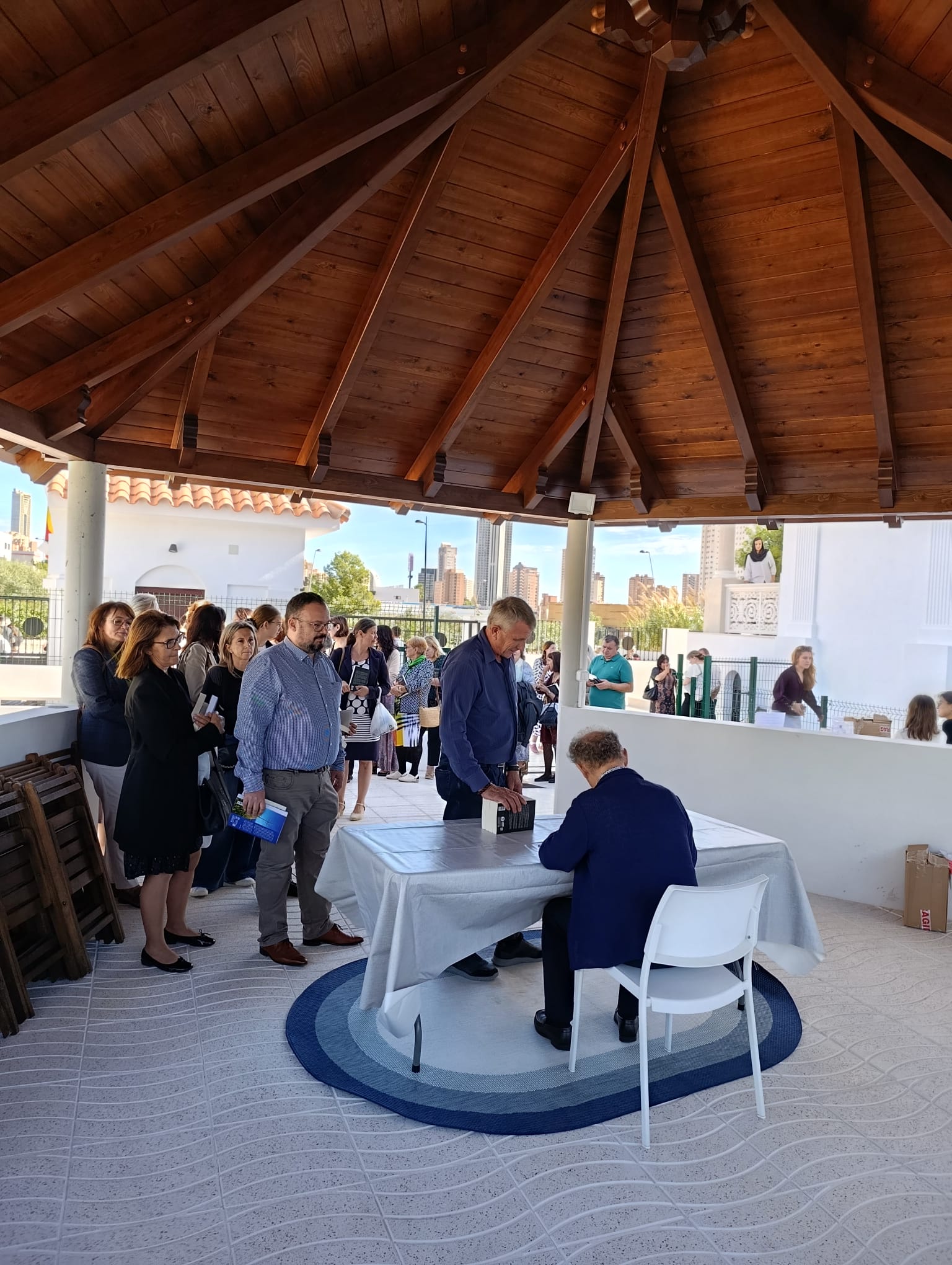 Lansare carte „Un crin al iubirii de Hristos”, Parohia Ortodoxă Benidorm, Spania